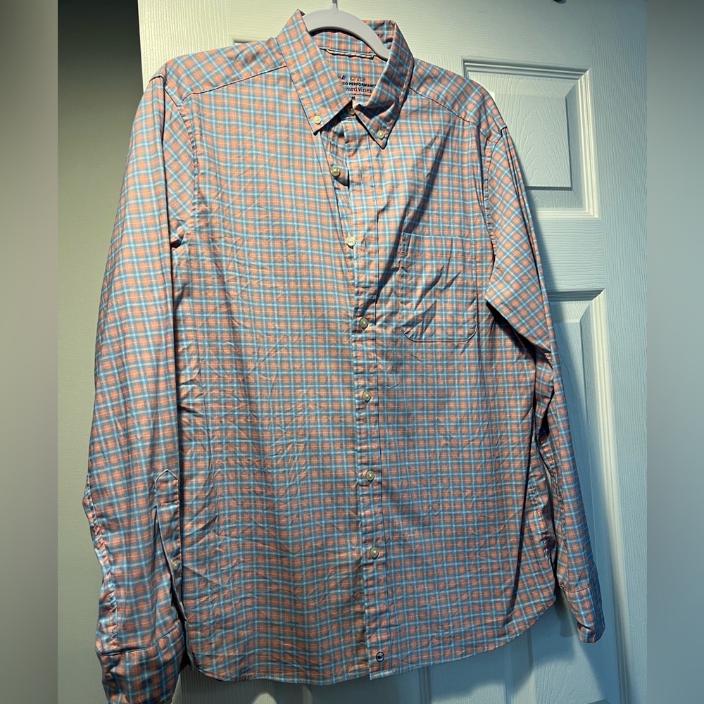 Vineyard Vines on the go performance button down shirt